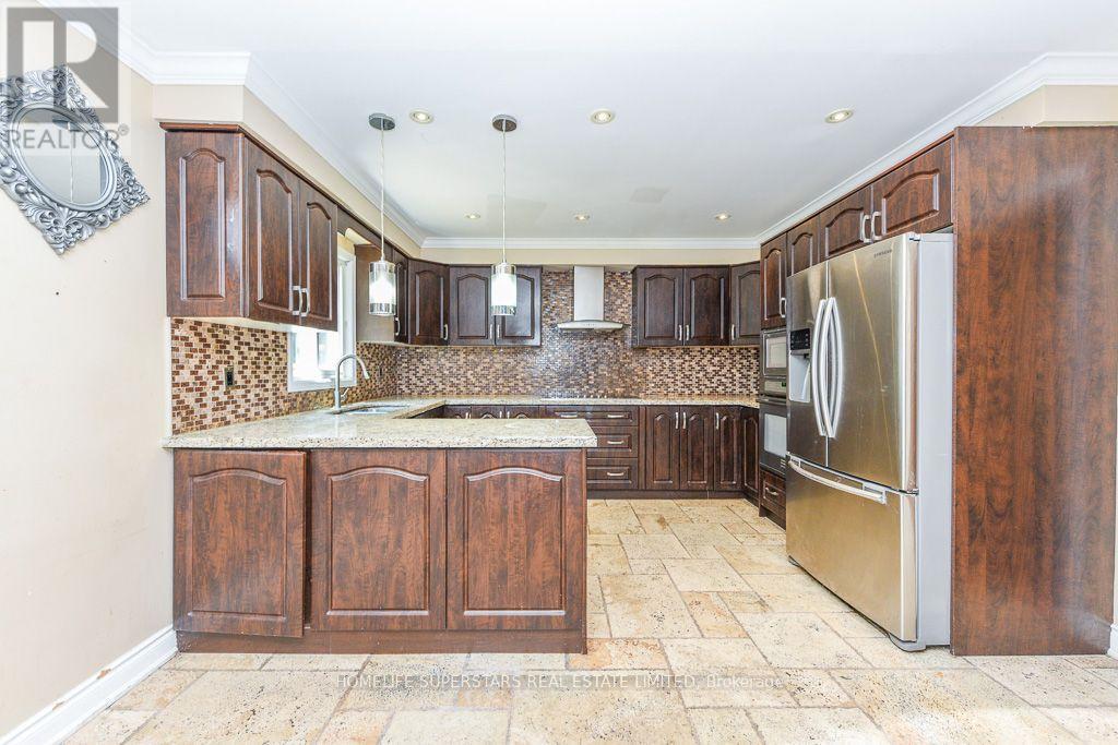 2508 Paula Court W, Mississauga, Ontario  L5K 2R5 - Photo 17 - W13628924