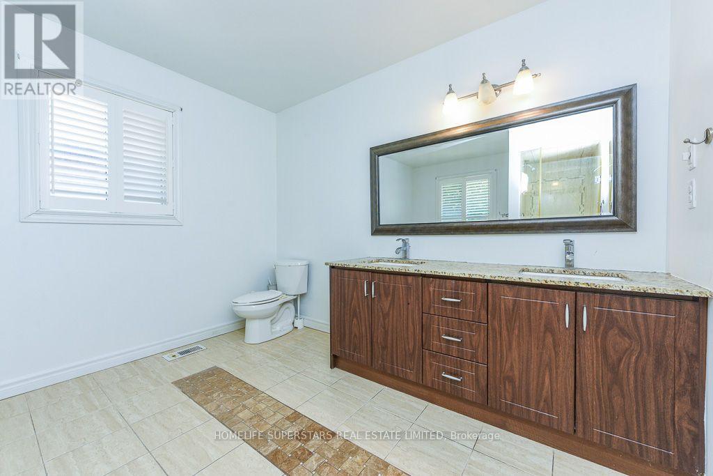 2508 Paula Court W, Mississauga, Ontario  L5K 2R5 - Photo 32 - W13628924