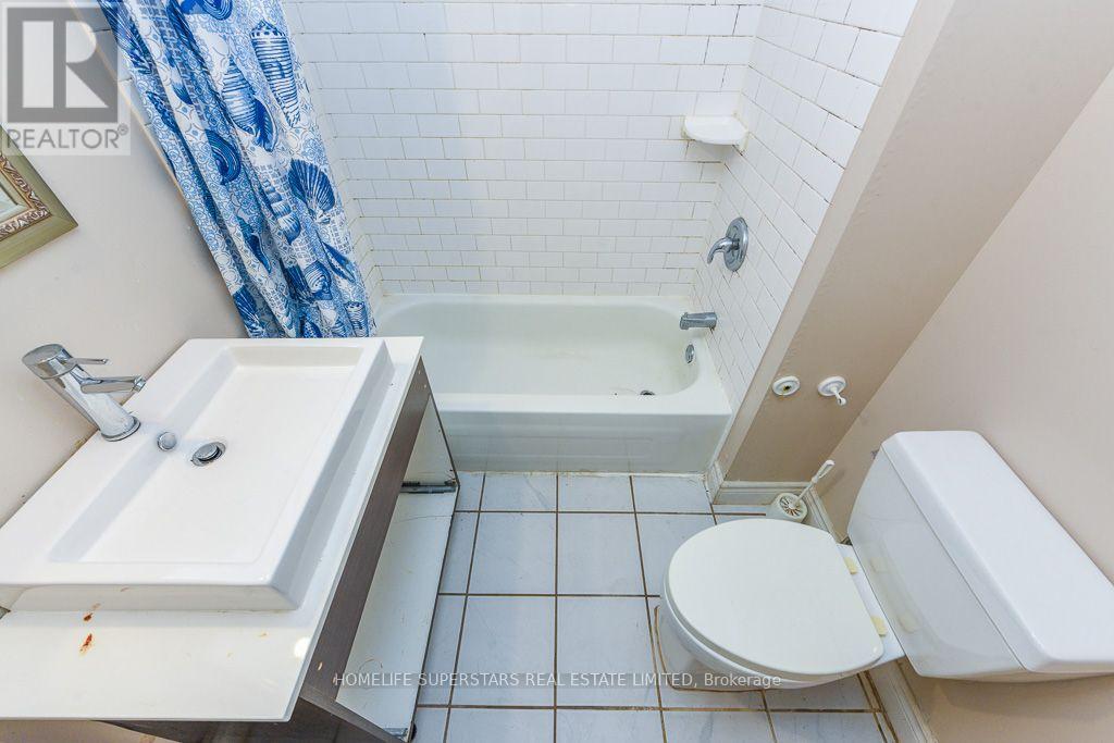 2508 Paula Court W, Mississauga, Ontario  L5K 2R5 - Photo 45 - W13628924