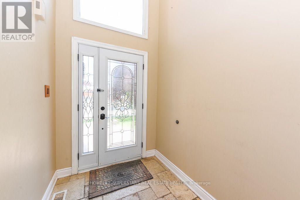 2508 Paula Court W, Mississauga, Ontario  L5K 2R5 - Photo 7 - W13628924