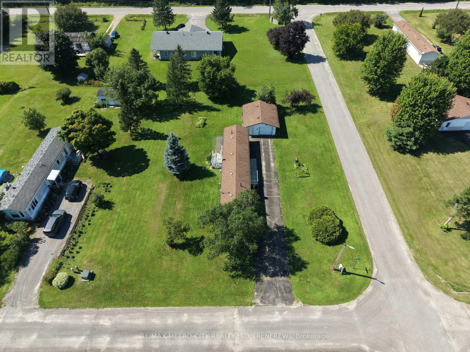 34 Sunset Lane, Horton, Ontario K7V 0A5 - Photo 6 - X13628642
