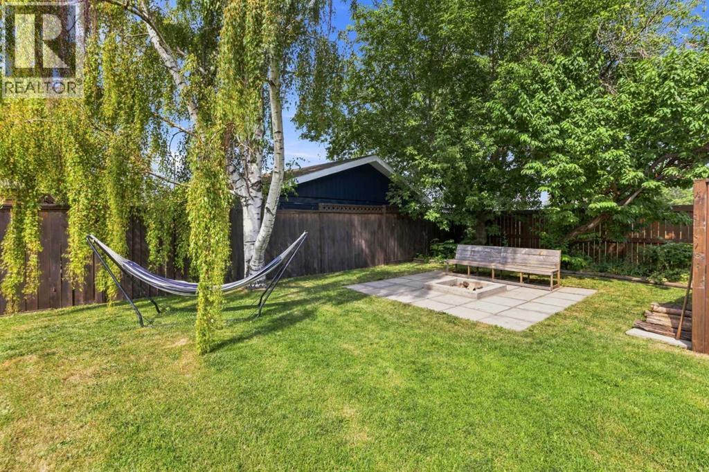 331 Queensland Circle SE, Calgary, Alberta  T2J 4E3 - Photo 38 - A2323397