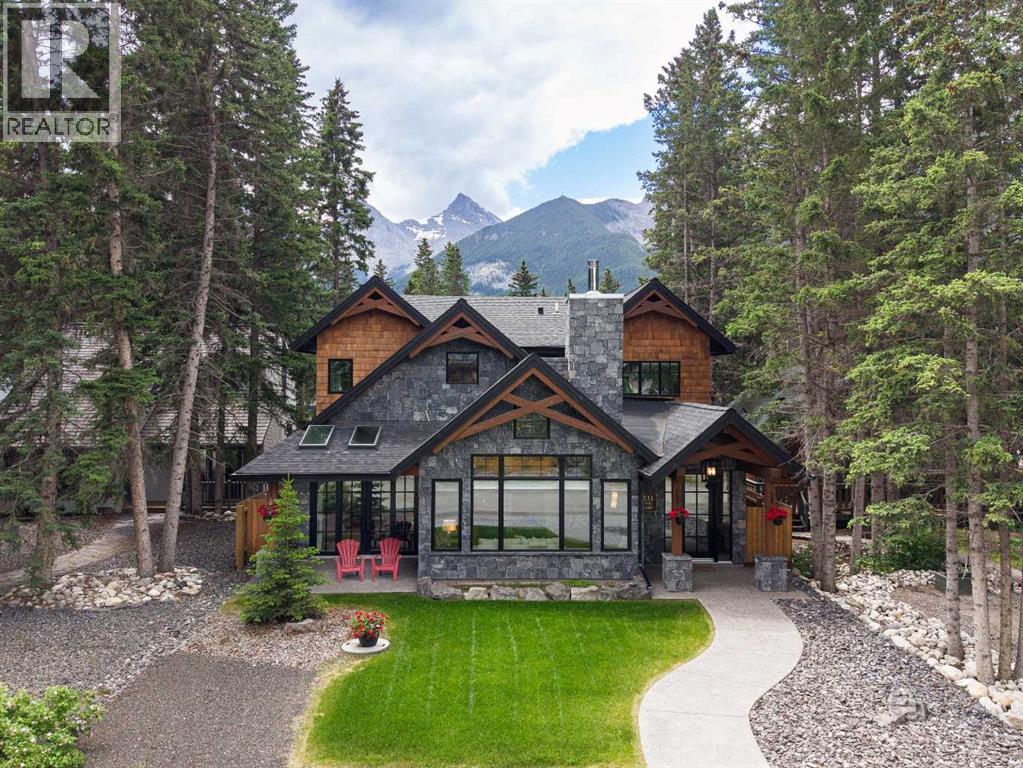 533 3rd Street, Canmore, Alberta  T1W 2H8 - Photo 2 - A2333699