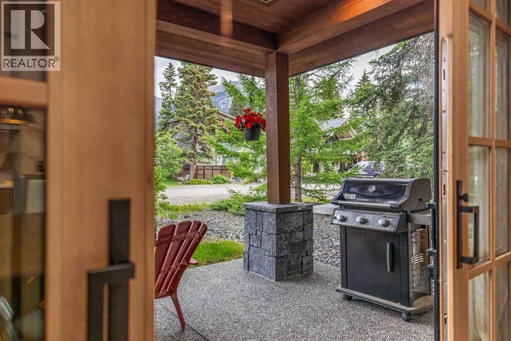 533 3rd Street, Canmore, Alberta  T1W 2H8 - Photo 7 - A2333699
