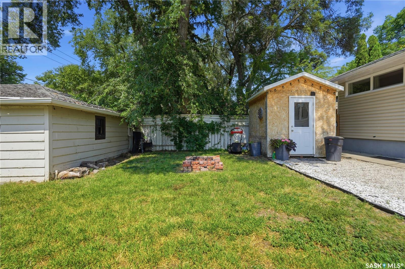 2816 Queen Street, Regina, Saskatchewan S4S 2E4 - Photo 39 - SK044286