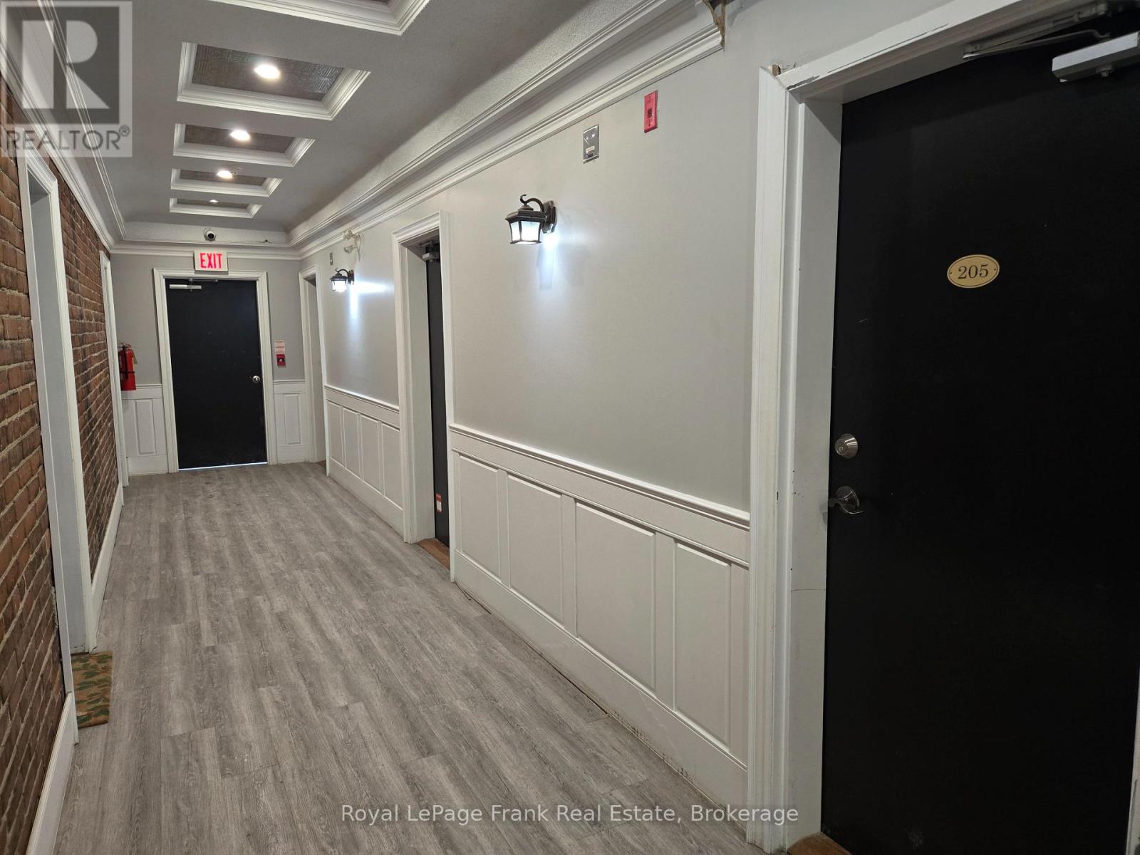 208 - 54 King Street E, Clarington, Ontario  L1C 1N3 - Photo 8 - E13628942