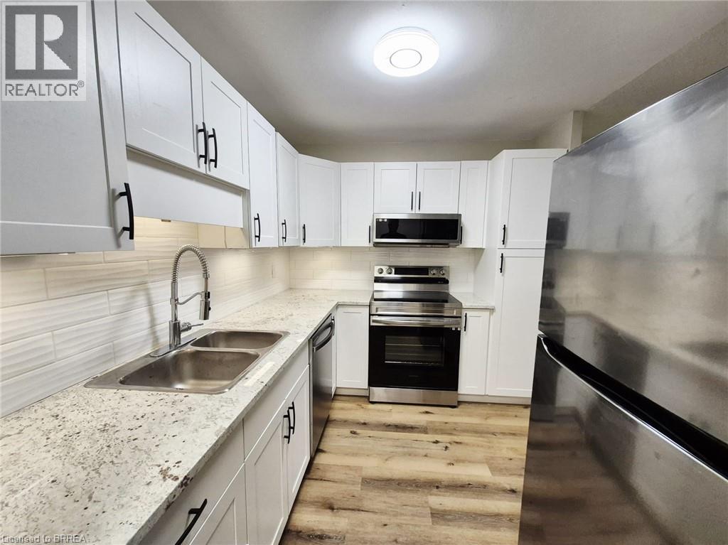 421 Fairview Drive Unit# 105, Brantford, Ontario  N3R 7M3 - Photo 6 - 40850018