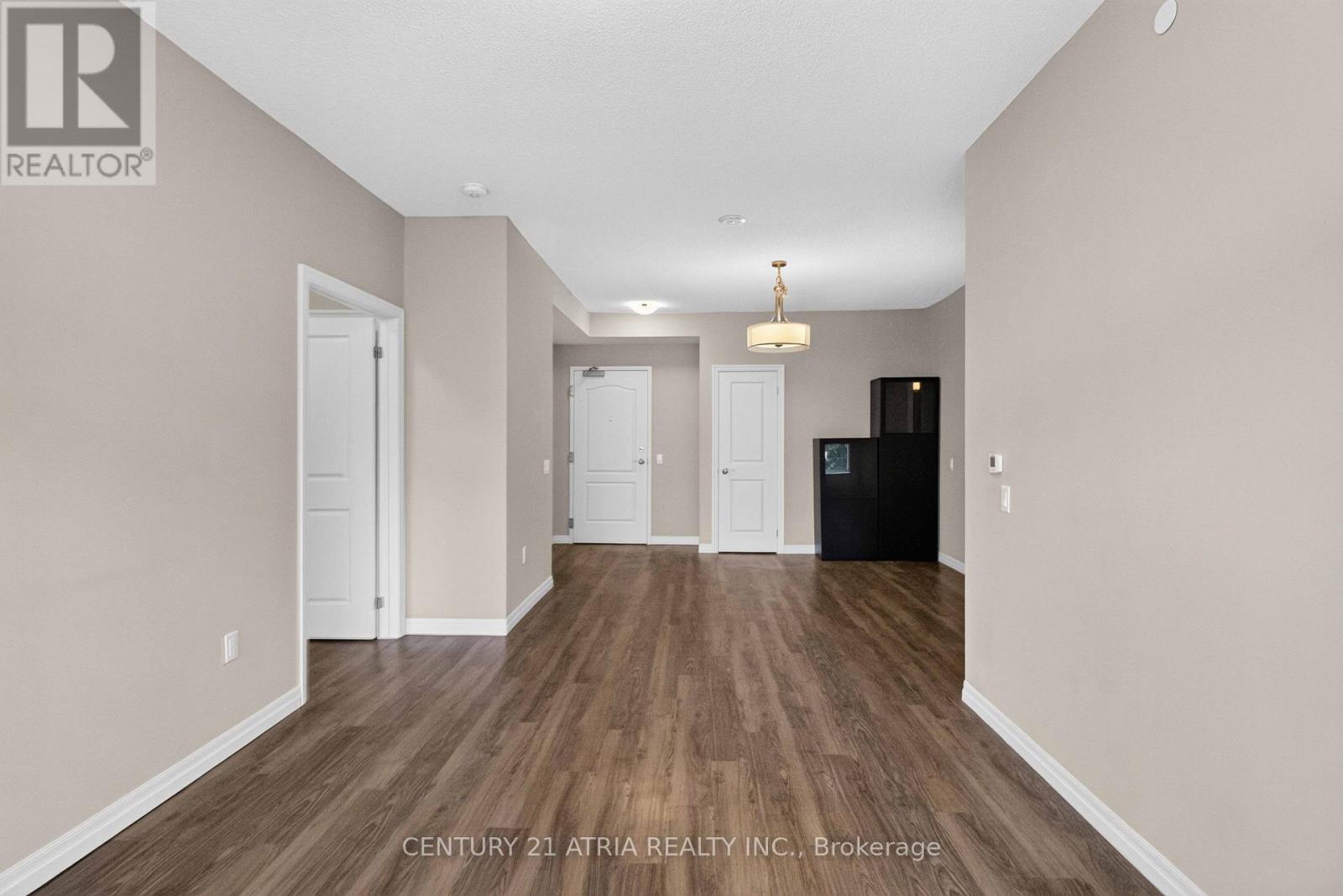 460 William Graham Drive, Aurora, Ontario  L4G 1X9 - Photo 4 - N13629024