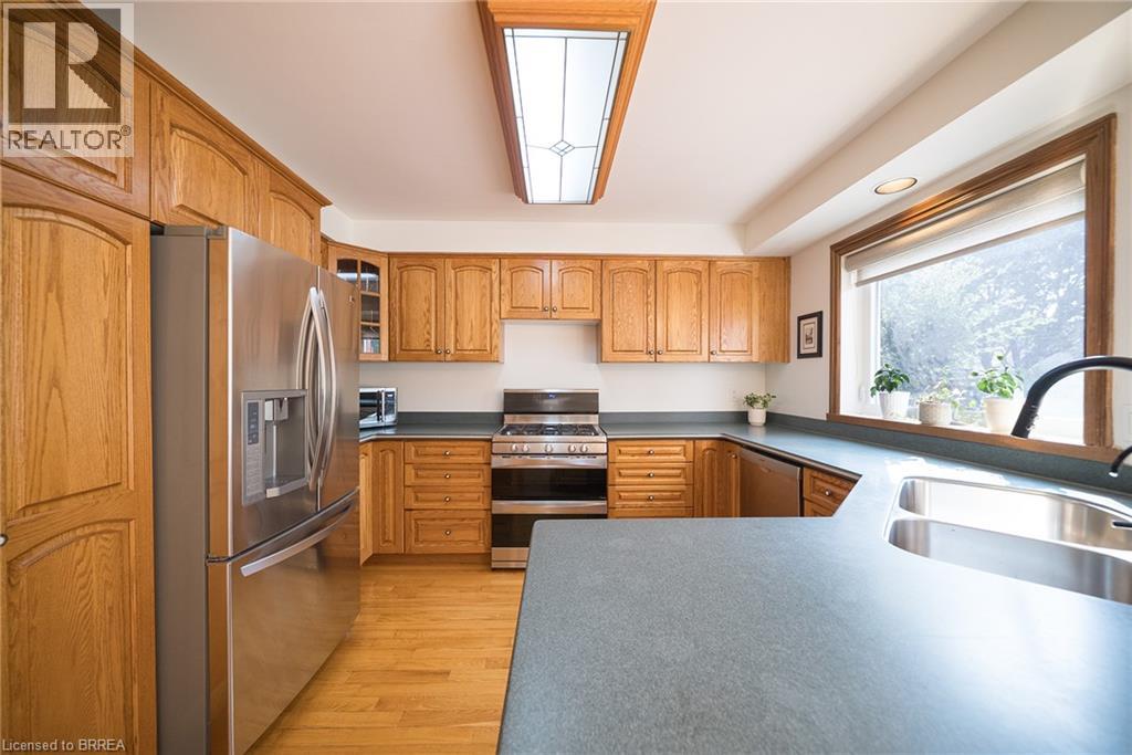 42 Muirhead Crescent, Brantford, Ontario  N3R 7S5 - Photo 14 - 40849964
