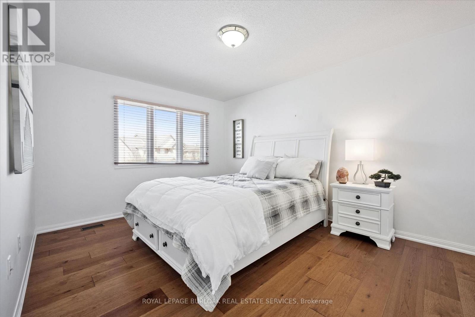 5147 Ravine Crescent, Burlington, Ontario  L7L 6N3 - Photo 17 - W13628952