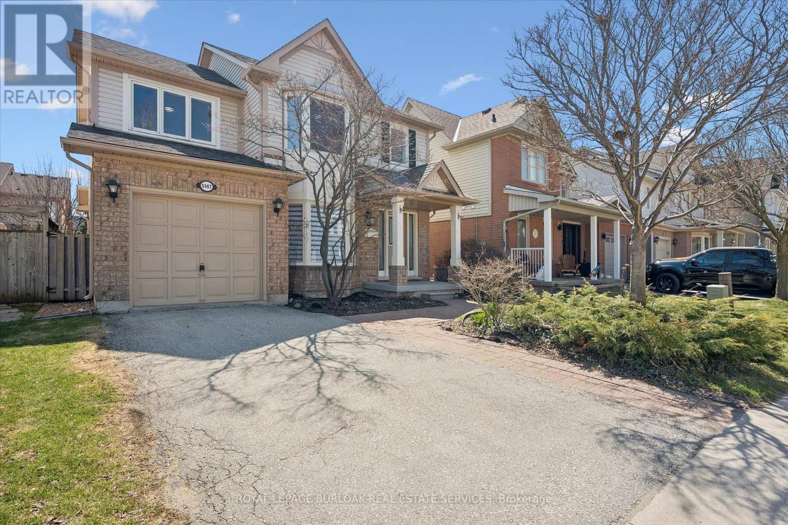 5147 Ravine Crescent, Burlington, Ontario  L7L 6N3 - Photo 4 - W13628952