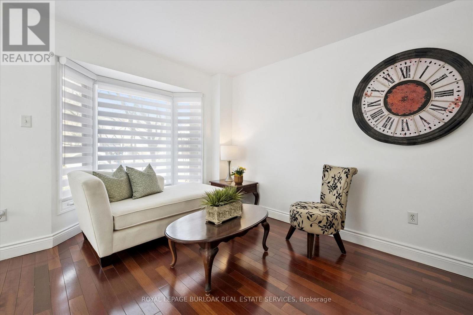 5147 Ravine Crescent, Burlington, Ontario  L7L 6N3 - Photo 7 - W13628952