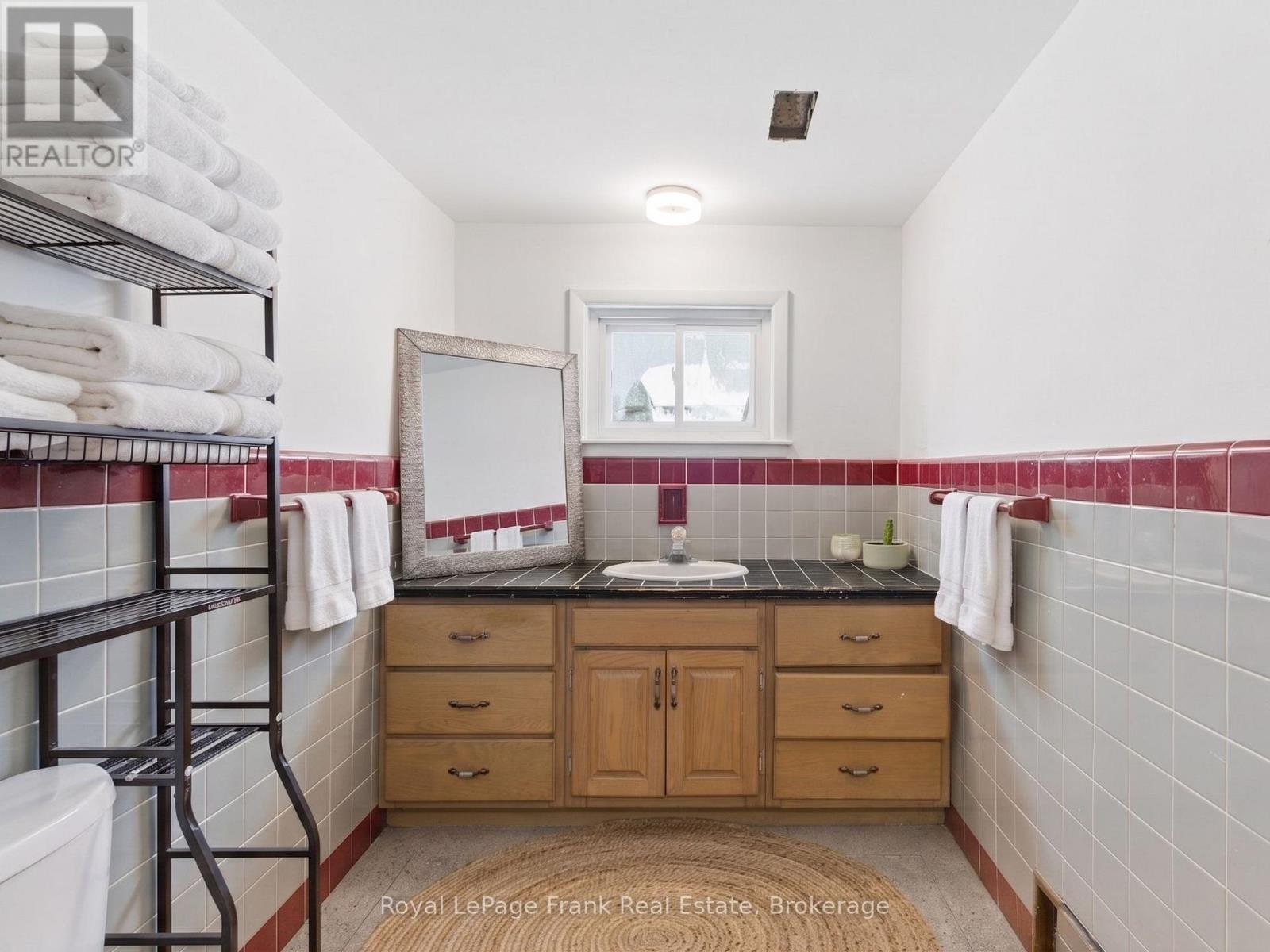 241 Bellevue Drive, Quinte West, Ontario  K8N 4Z5 - Photo 15 - X13629016