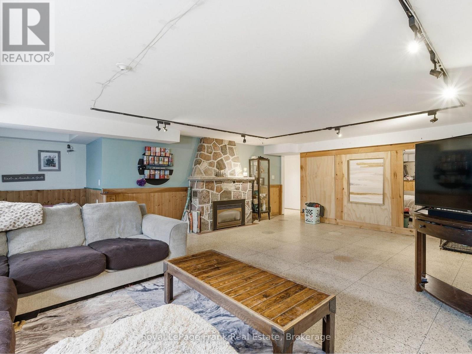 241 Bellevue Drive, Quinte West, Ontario  K8N 4Z5 - Photo 21 - X13629016