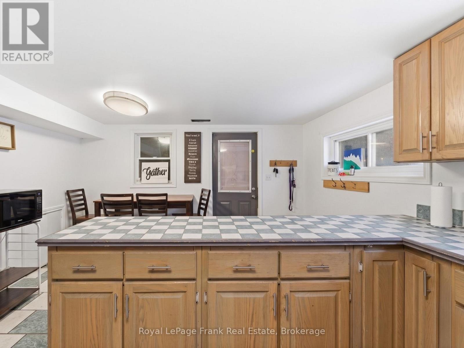 241 Bellevue Drive, Quinte West, Ontario  K8N 4Z5 - Photo 9 - X13629016
