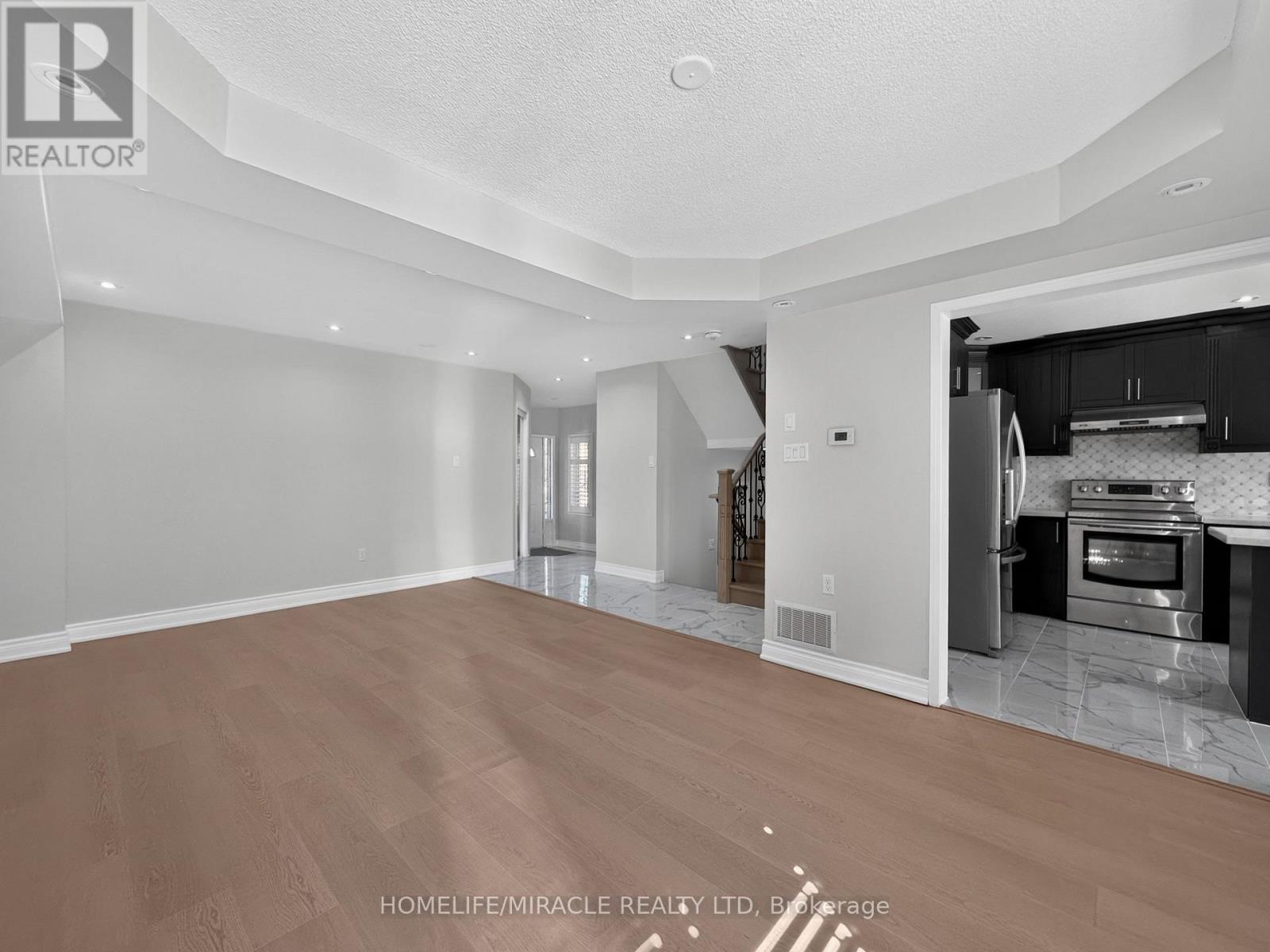 75 Blue Whale Boulevard, Brampton, Ontario  L6R 2M1 - Photo 11 - W13626204
