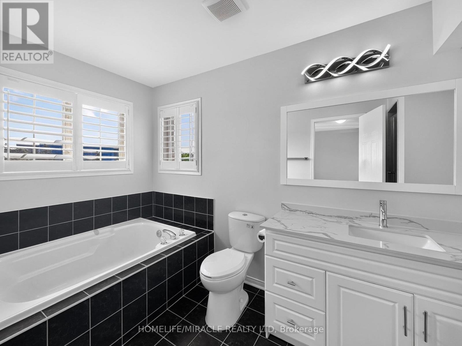 75 Blue Whale Boulevard, Brampton, Ontario  L6R 2M1 - Photo 23 - W13626204