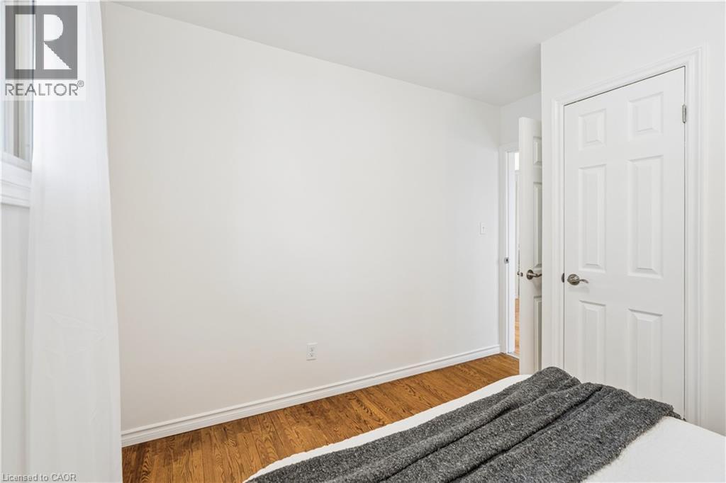 23 Knightswood Boulevard, Guelph, Ontario  N1E 3W3 - Photo 16 - 40836944