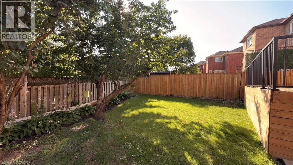 5202 Huntingfield Drive, Mississauga, Ontario  L5R 2L8 - Photo 3 - 40852679