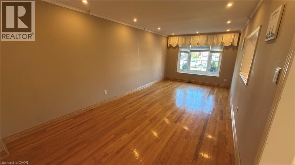 5202 Huntingfield Drive, Mississauga, Ontario  L5R 2L8 - Photo 10 - 40852679