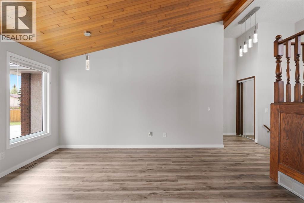 92 Glenhill Drive, Cochrane, Alberta  T4C 1H1 - Photo 8 - A2310605