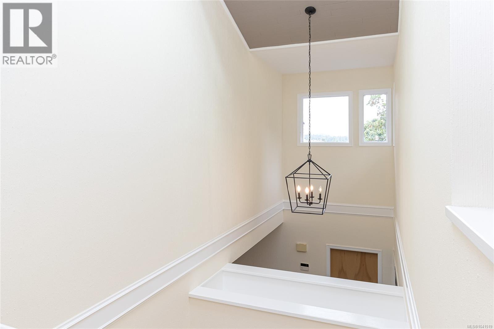 2745 Green Vale Ave, Saanich, British Columbia  V8N 1S3 - Photo 37 - 1041519