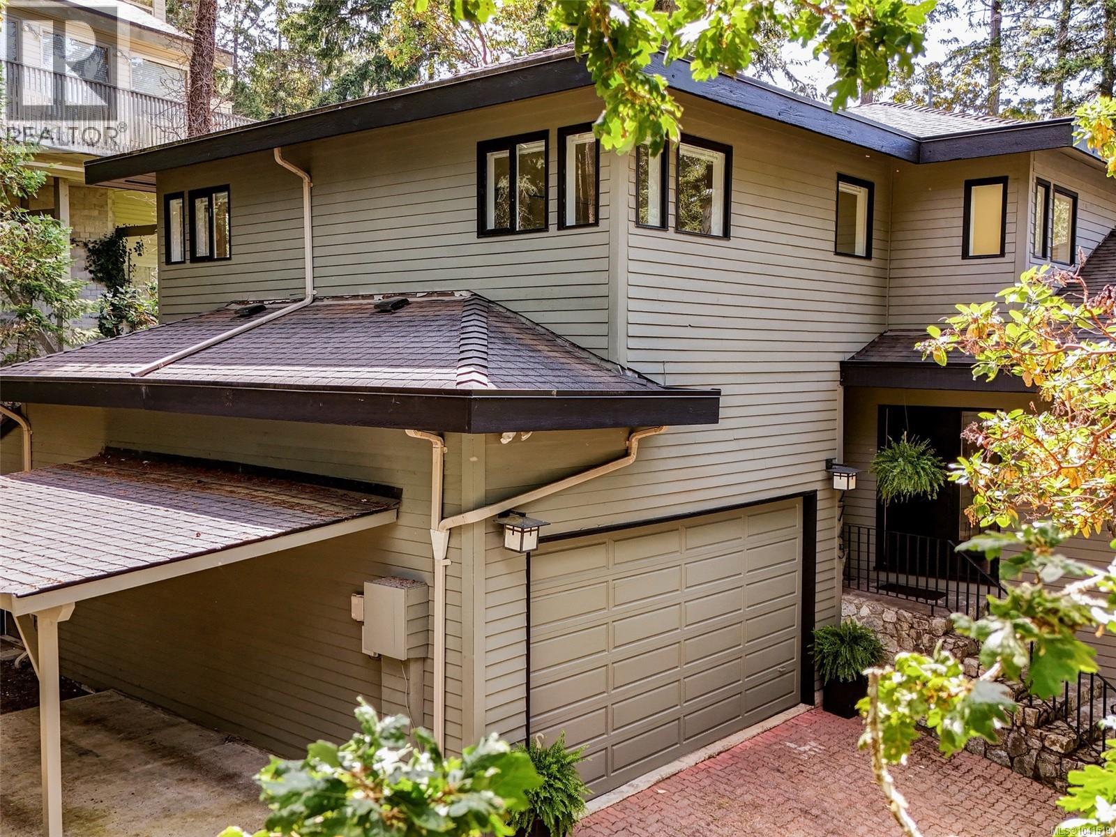 2745 Green Vale Ave, Saanich, British Columbia  V8N 1S3 - Photo 46 - 1041519