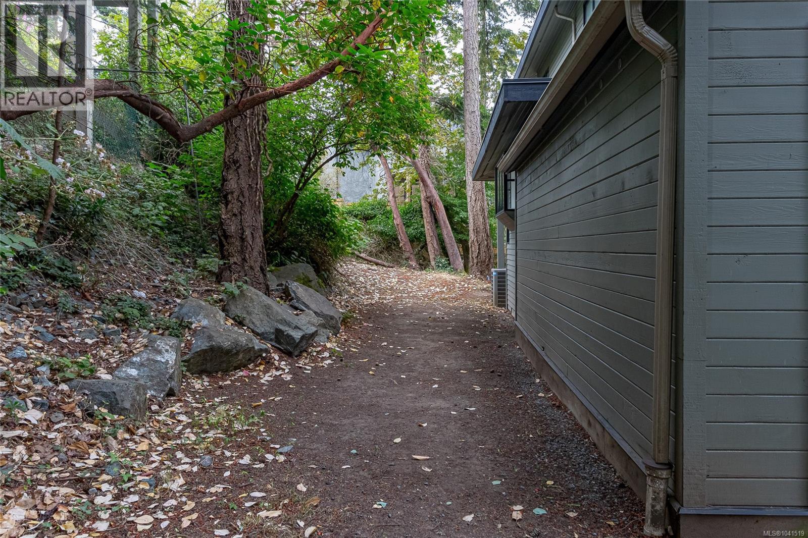2745 Green Vale Ave, Saanich, British Columbia  V8N 1S3 - Photo 51 - 1041519