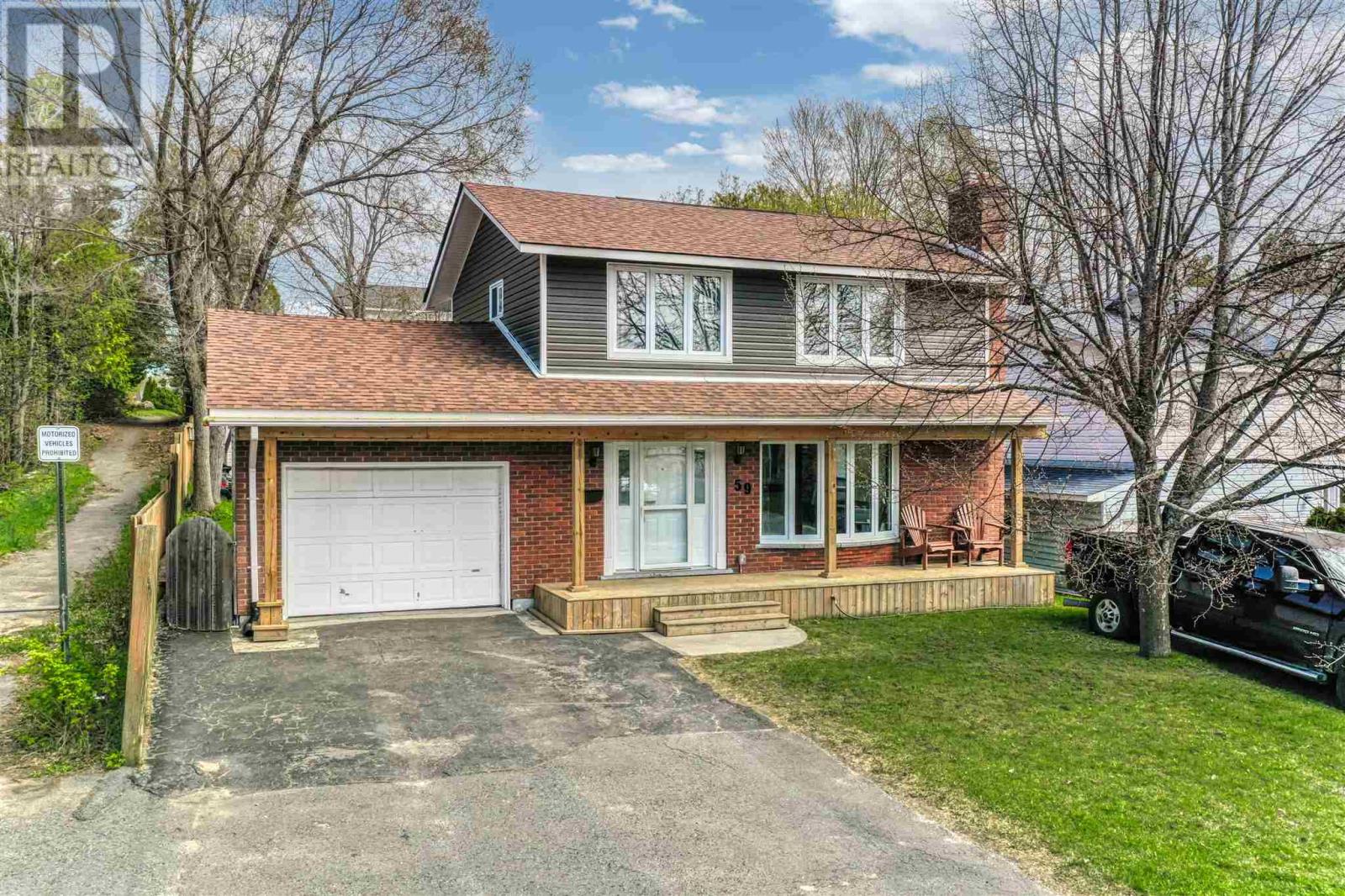 59 Hirshhorn AVE, Elliot Lake, Ontario