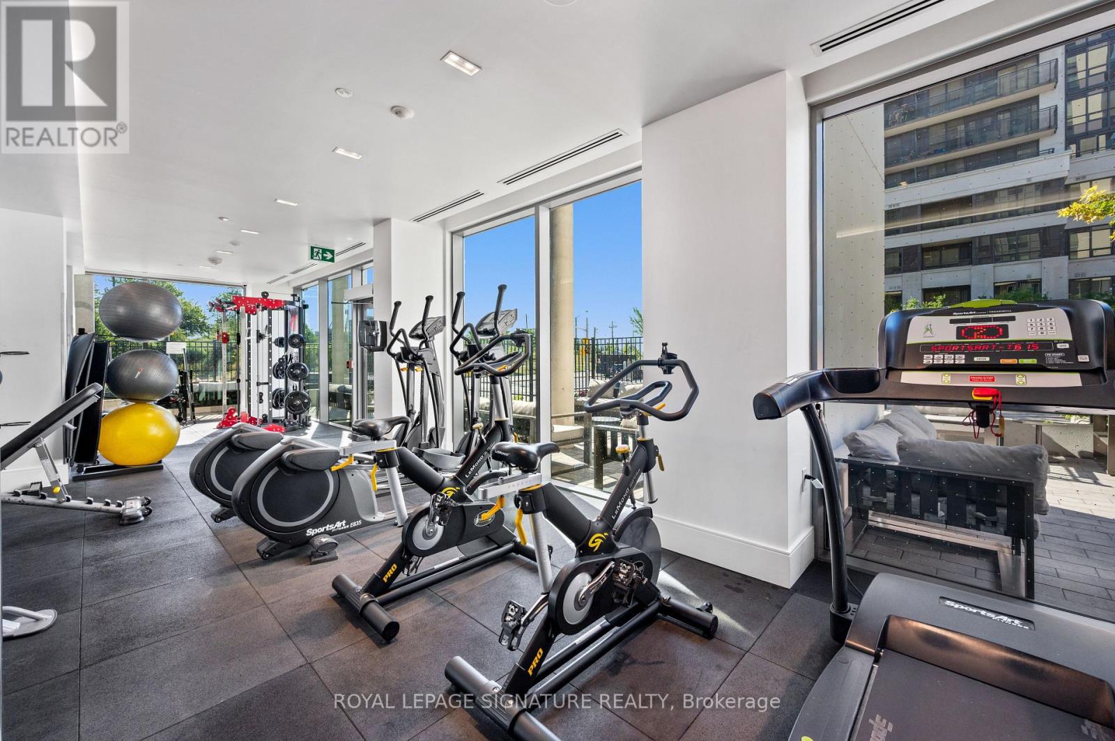 710 - 10 De Boers Drive E, Toronto, Ontario  M3J 0L6 - Photo 25 - W13620306