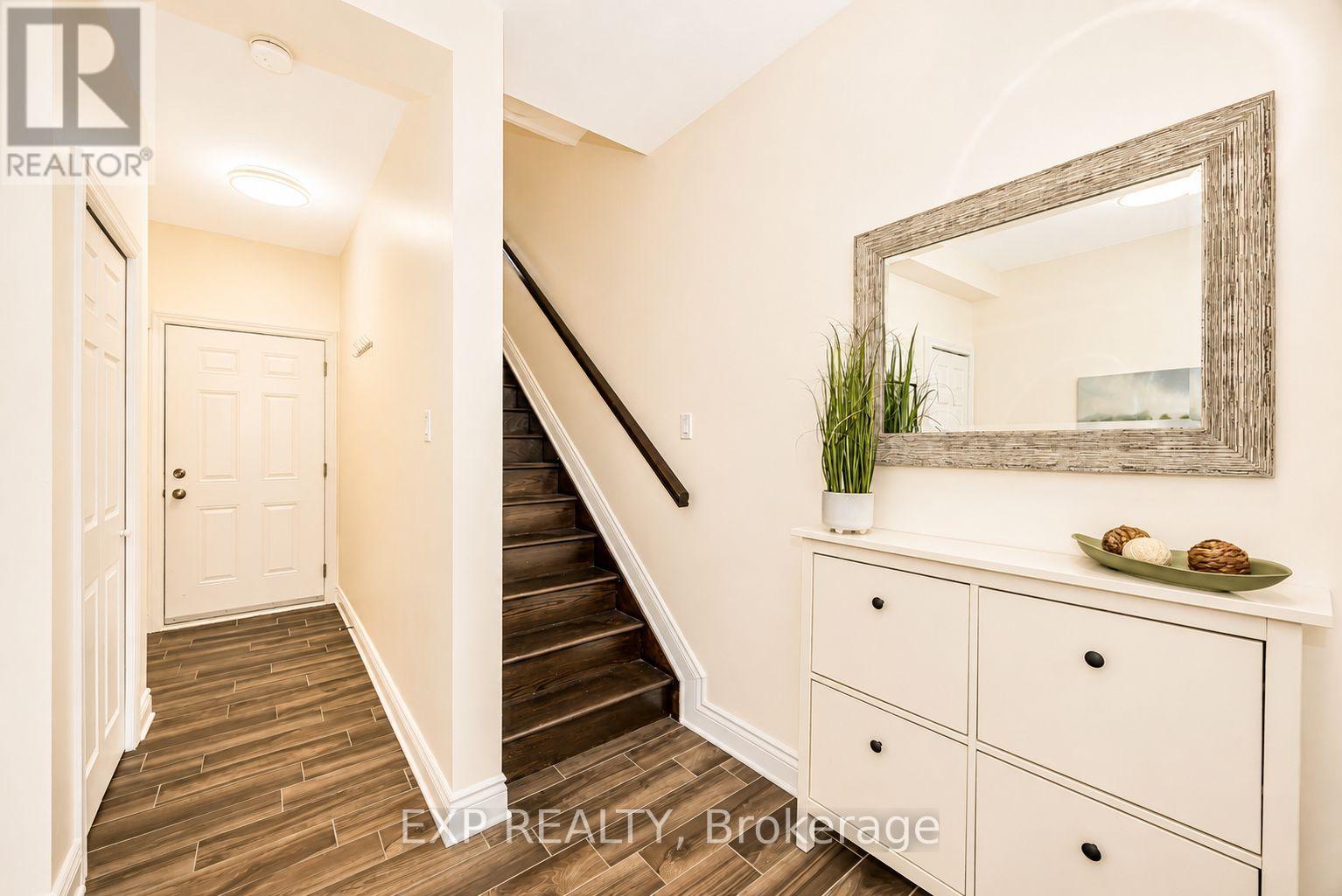 296 Cambridge Street N, Ottawa, Ontario  K1R 0B4 - Photo 4 - X13621898