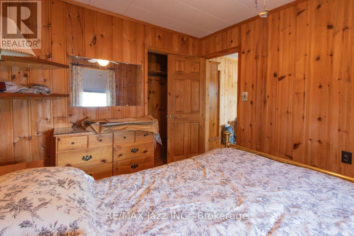 1022 Two Dogs Lane, Algonquin Highlands, Ontario  K0M 1J2 - Photo 18 - X13617948