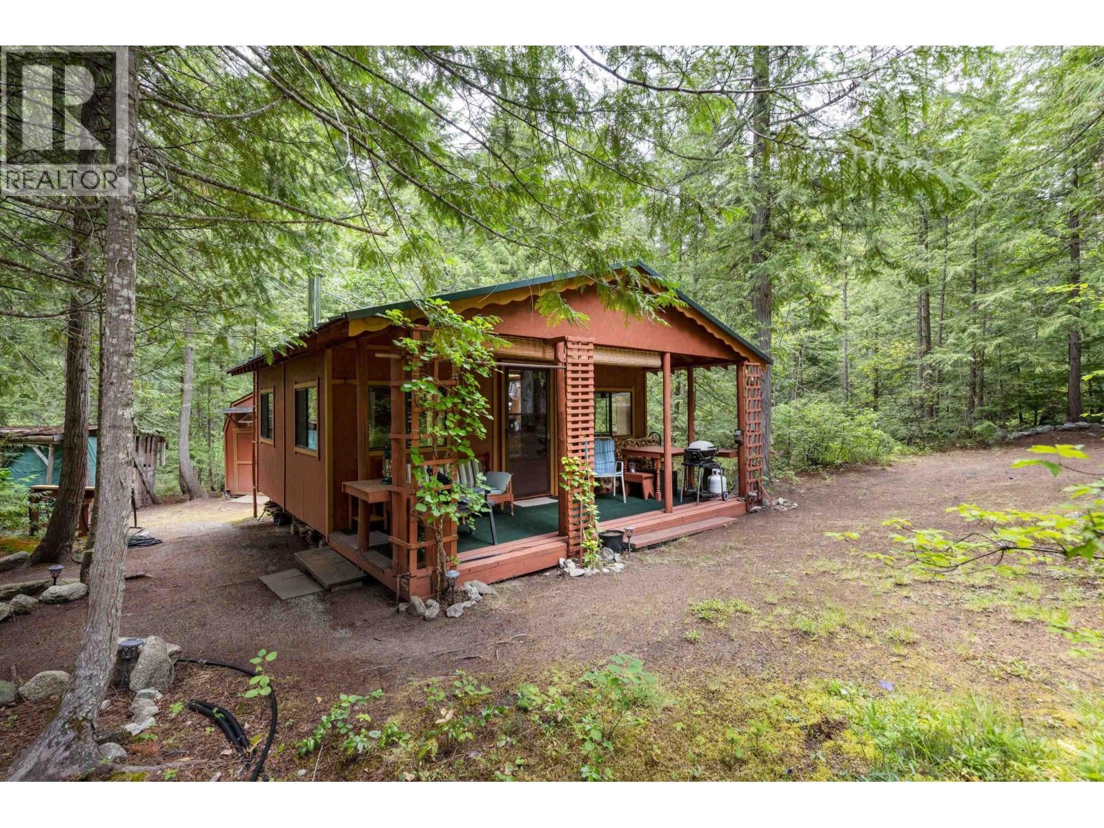 9540 PEMBERTON PORTAGE ROAD, Pemberton, British Columbia