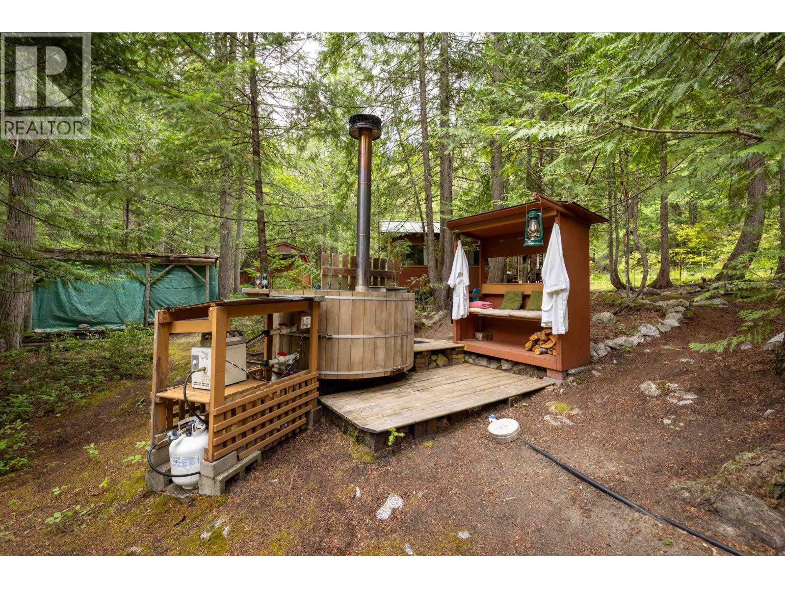 9540 Pemberton Portage Road, Pemberton, British Columbia  V0N 2L1 - Photo 14 - R3151821