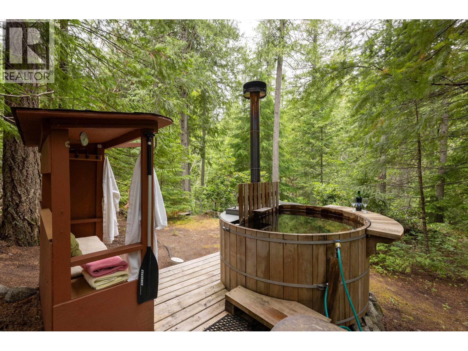 9540 Pemberton Portage Road, Pemberton, British Columbia  V0N 2L1 - Photo 15 - R3151821