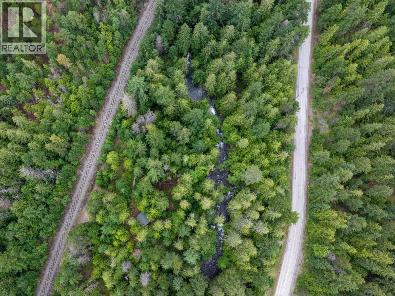 9540 Pemberton Portage Road, Pemberton, British Columbia  V0N 2L1 - Photo 31 - R3151821