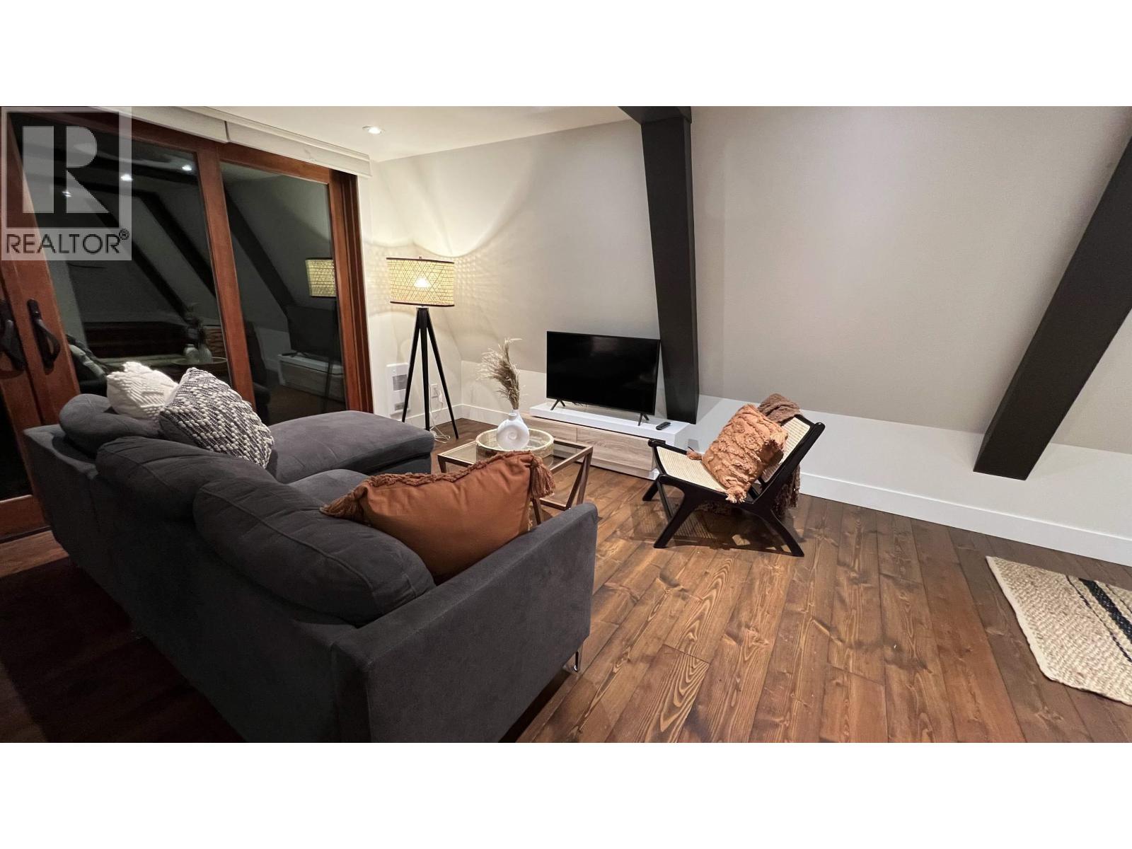 7102 Nesters Road, Whistler, British Columbia  V8E 0E2 - Photo 8 - R3151823