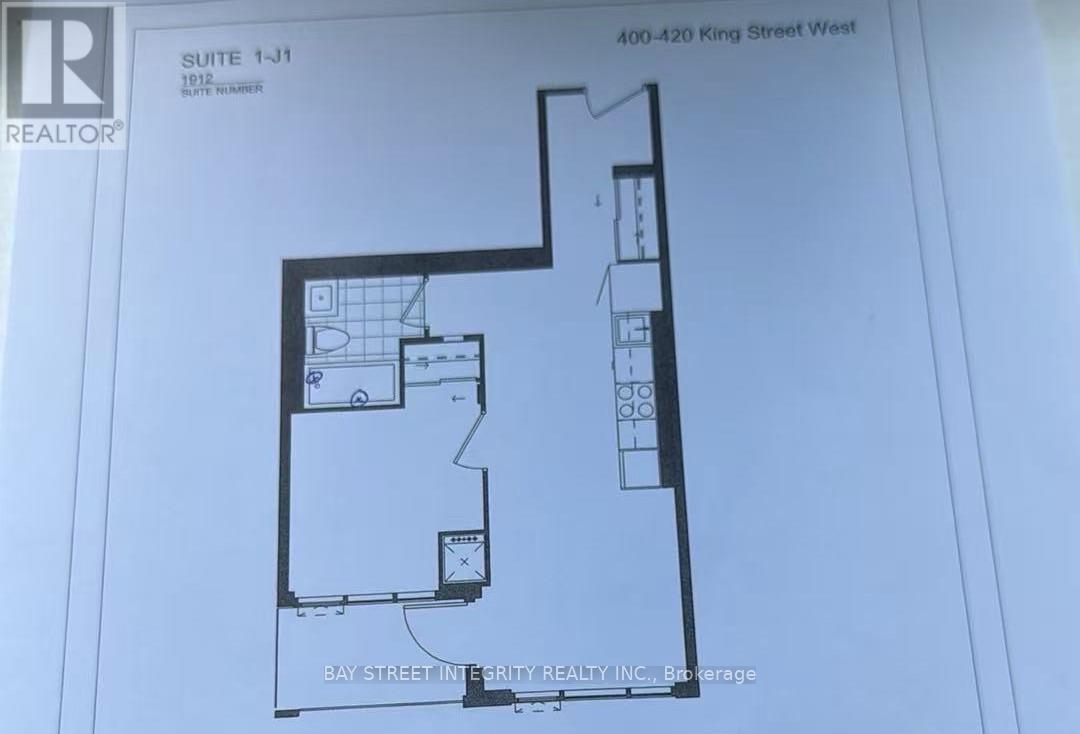1912 - 400 KING STREET W