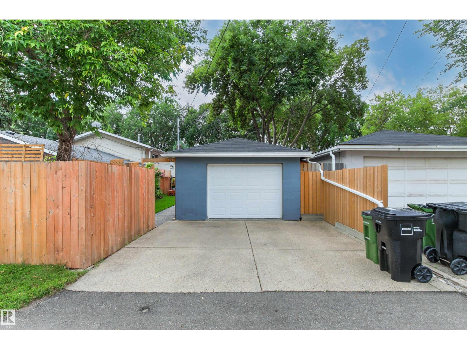 8748 80 Av NW, Edmonton, Alberta  T6C 0T5 - Photo 52 - E4501777