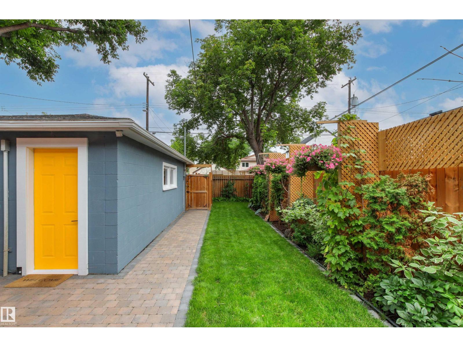 8748 80 Av NW, Edmonton, Alberta  T6C 0T5 - Photo 67 - E4501777