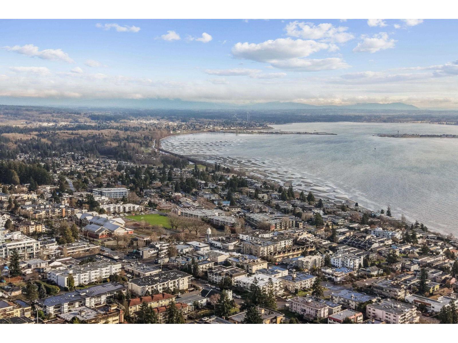 201 1255 Best Street, White Rock, British Columbia  V4B 4E1 - Photo 22 - R3141417