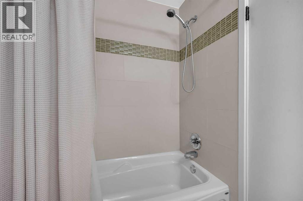 15 Ranch Glen Drive Nw, Calgary, Alberta  T3G 1T2 - Photo 22 - A2326311