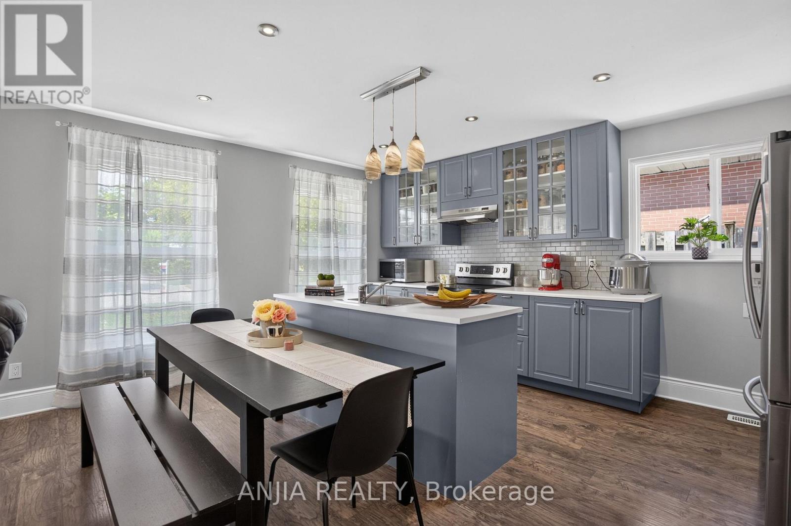 298 Bartley Bull Parkway, Brampton, Ontario  L6W 2L3 - Photo 10 - W13623470