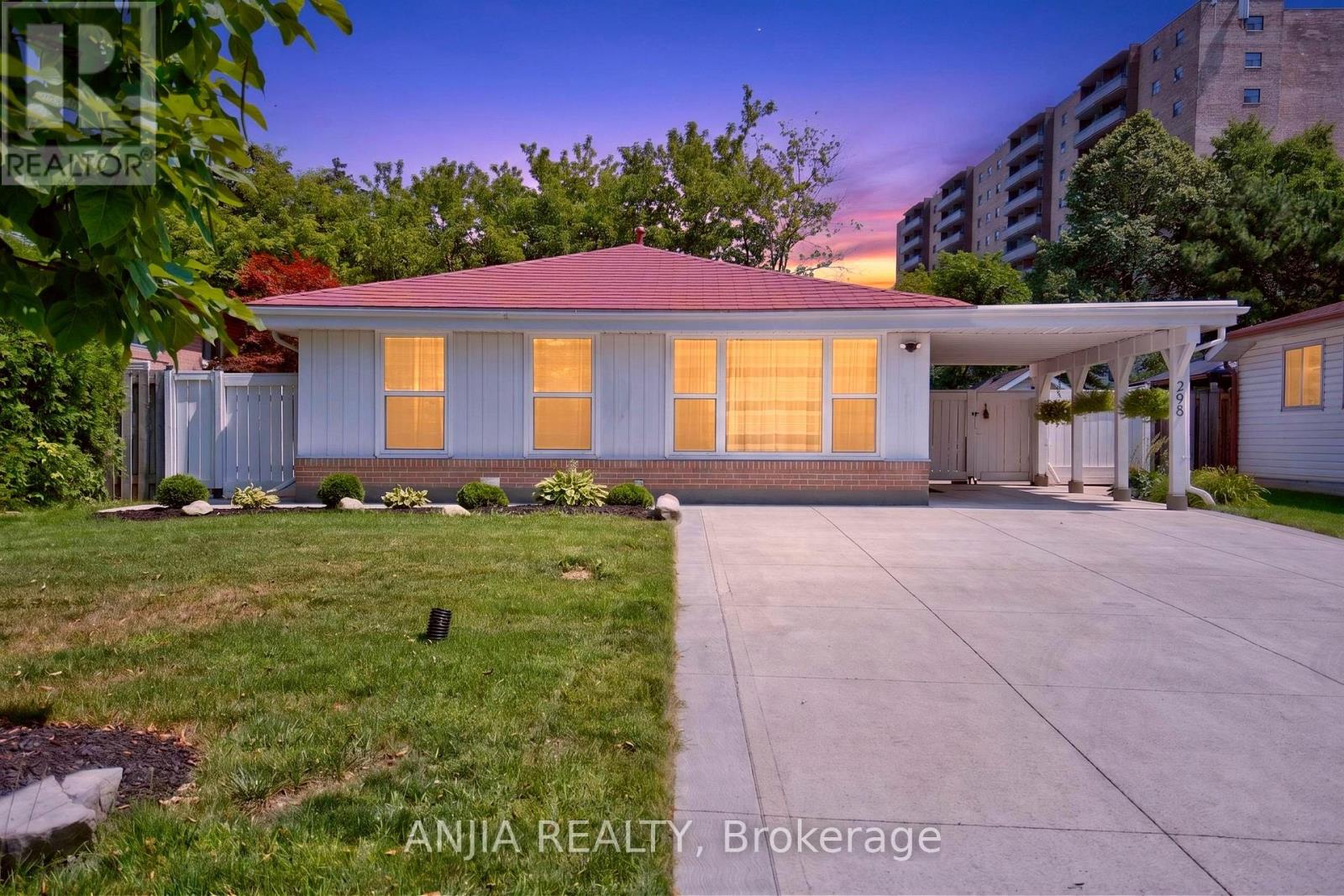 298 Bartley Bull Parkway, Brampton, Ontario  L6W 2L3 - Photo 3 - W13623470