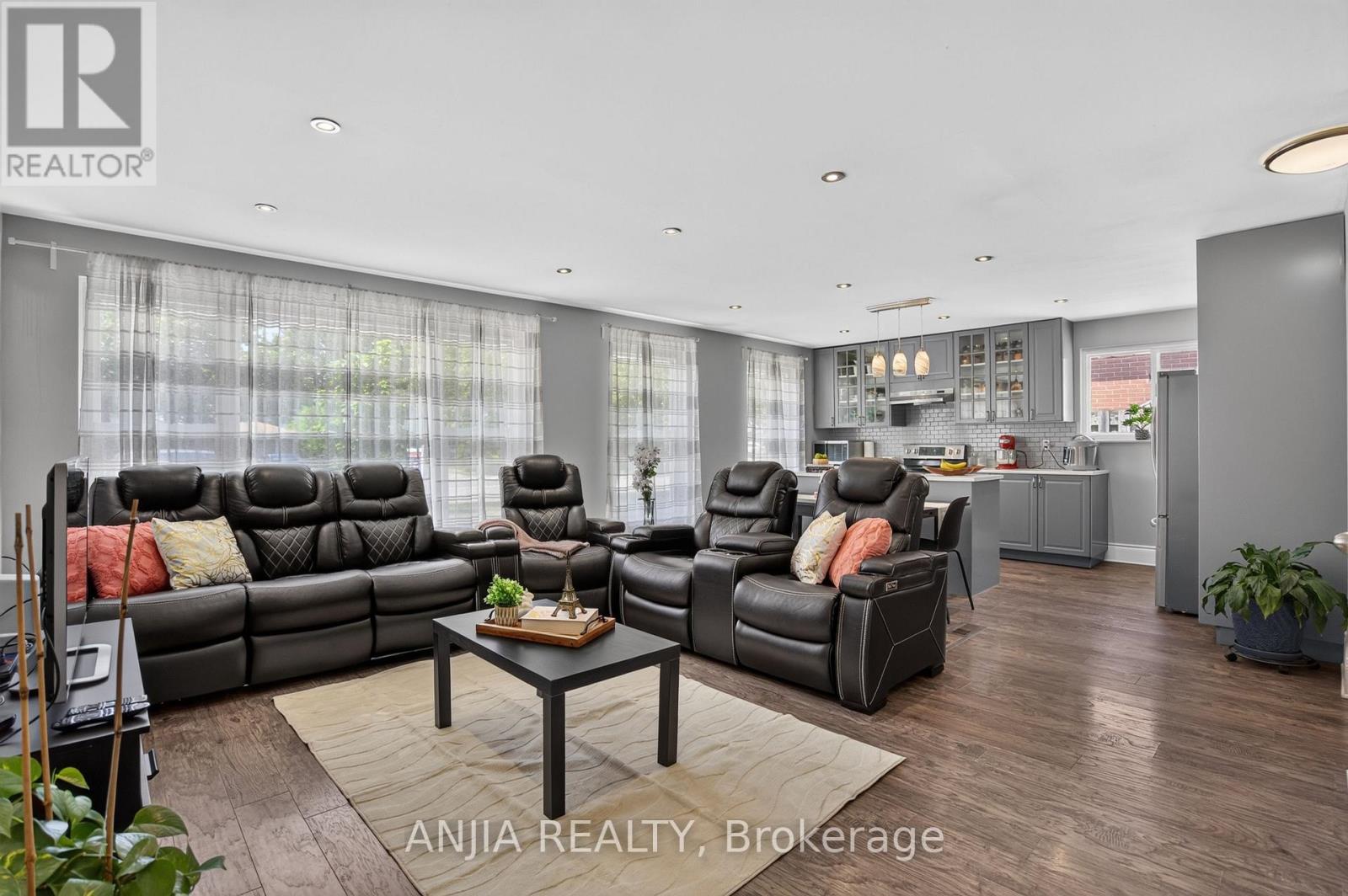 298 Bartley Bull Parkway, Brampton, Ontario  L6W 2L3 - Photo 7 - W13623470