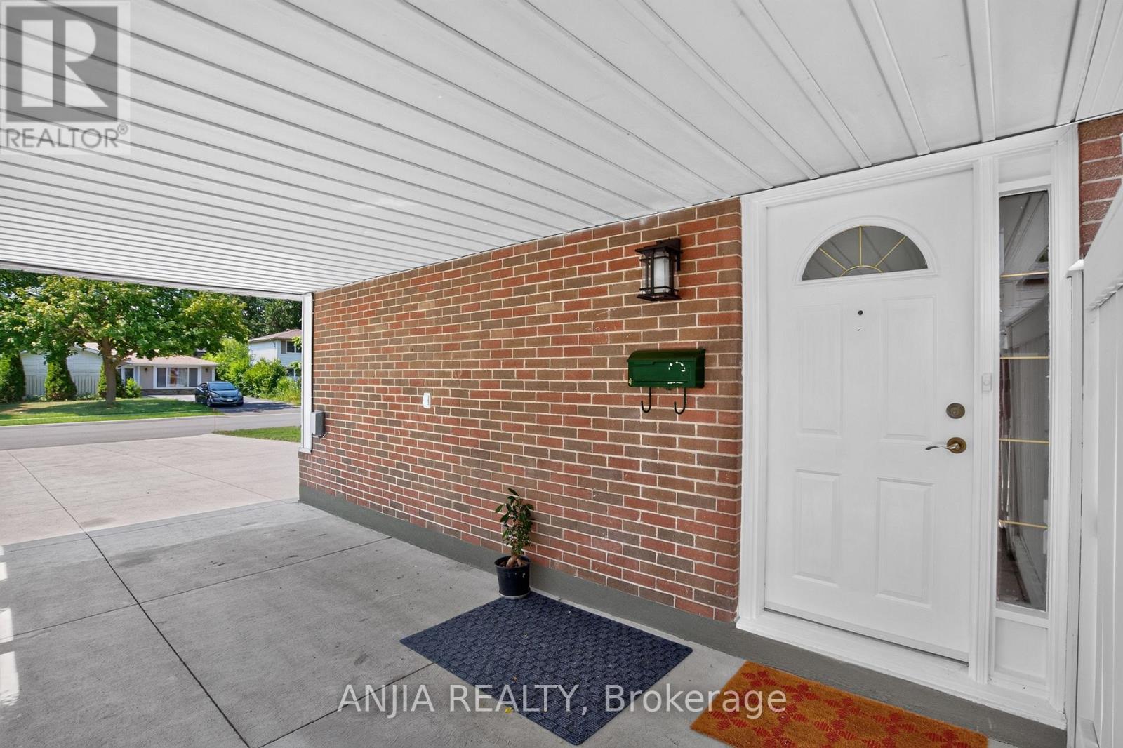 298 Bartley Bull Parkway, Brampton, Ontario  L6W 2L3 - Photo 6 - W13623470