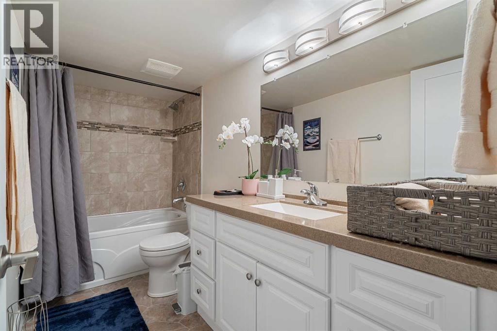 3912 40 Avenue NW, Calgary, Alberta  T3A 0W9 - Photo 26 - A2309998