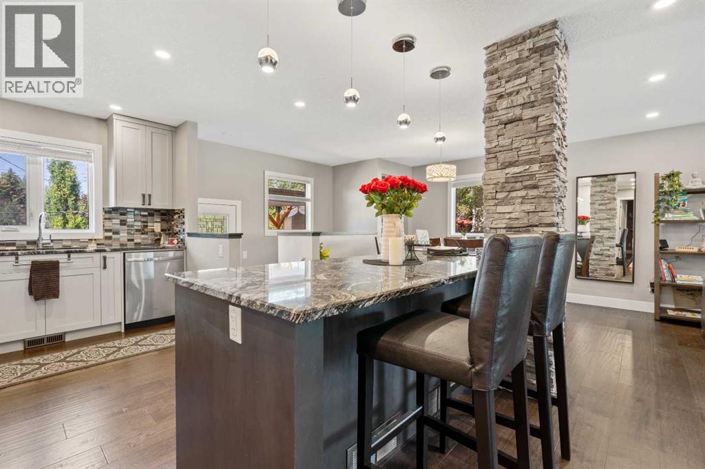 3912 40 Avenue NW, Calgary, Alberta  T3A 0W9 - Photo 6 - A2309998