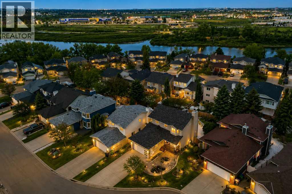 256 Riverside Mews SE, Calgary, Alberta  T2C 3Y8 - Photo 6 - A2326601