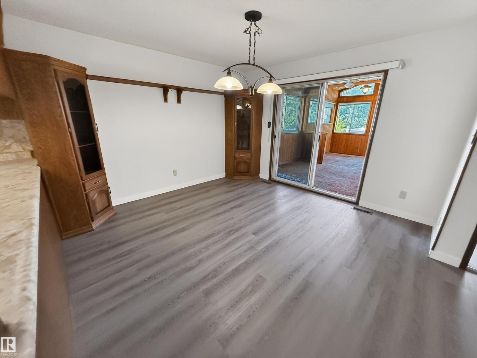 11327 25 Av NW, Edmonton, Alberta  T6J 5J1 - Photo 16 - E4501783